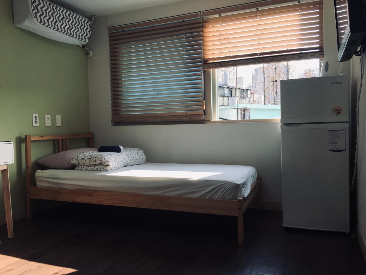 Hongdae Pencil Guesthouse Seoul Exteriör bild